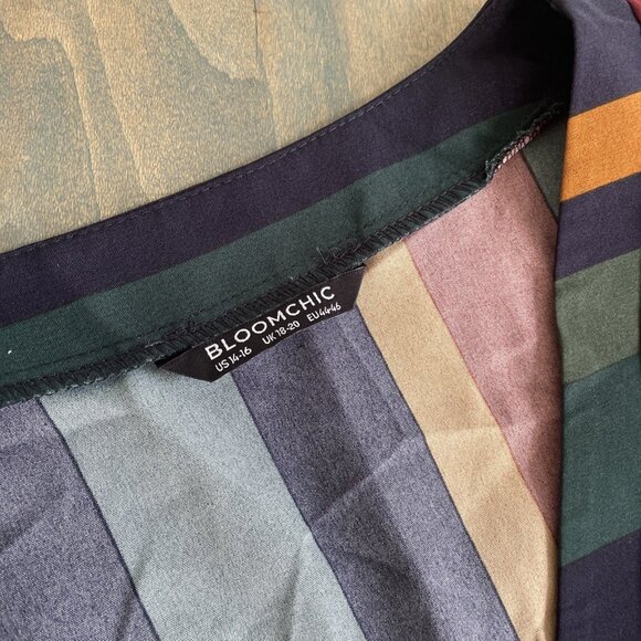 BloomChic Striped Dolman Sleeve Pocket Flutter Wrap Dress - Size 14-16 (Q8) - Picture 6 of 10